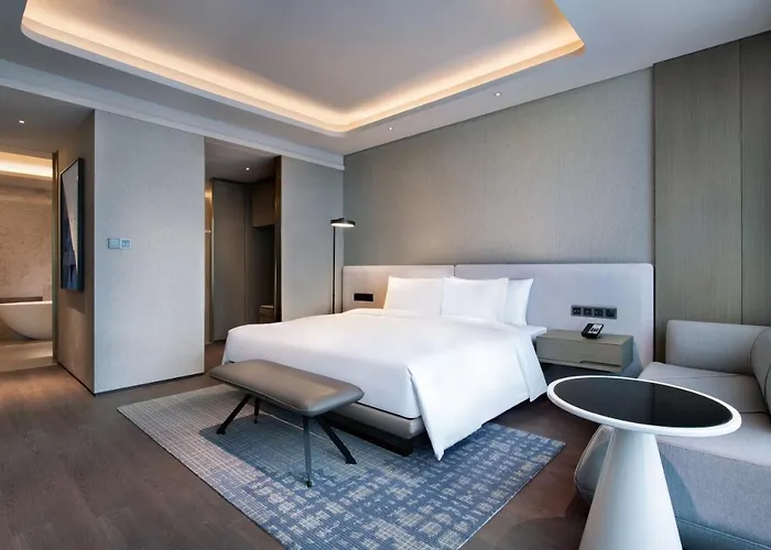 Premium King Room